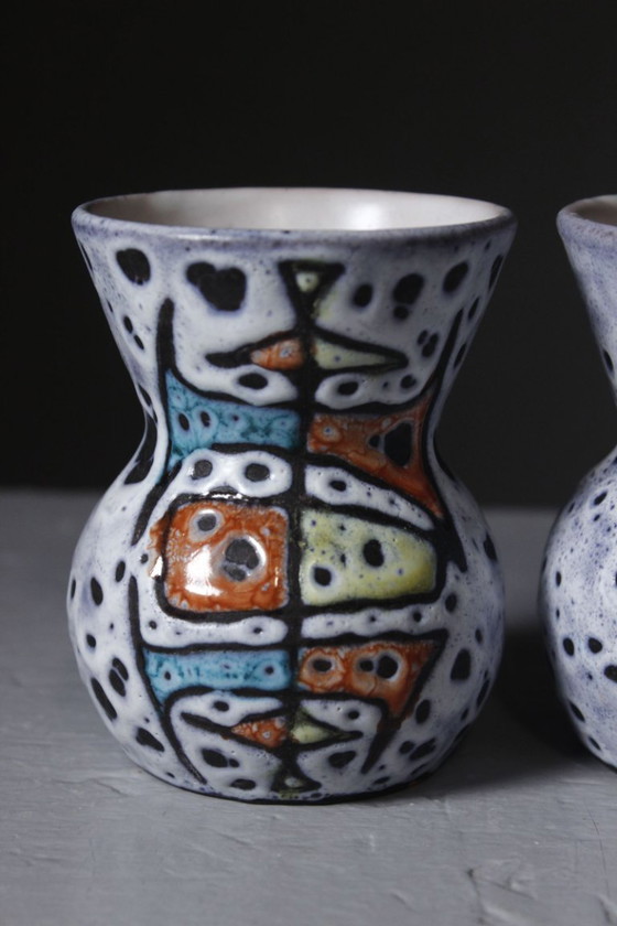 Marius Bessone in Vallauris - Pair of vases with geometric decoration, France, 1950s – Ceramic (photo 3 of 10)