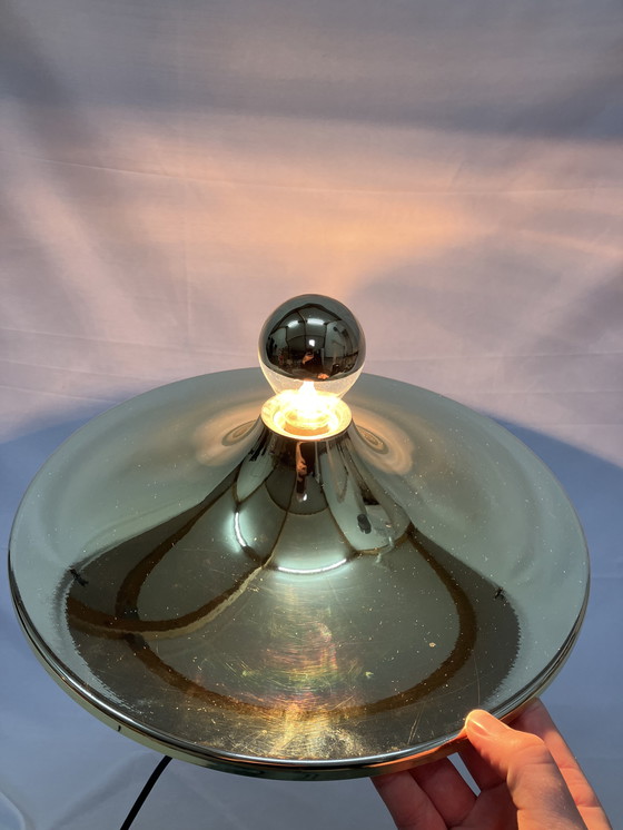 Image 1 of Lampada da parete vintage a forma di disco o piattino in oro spaziale degli anni '60