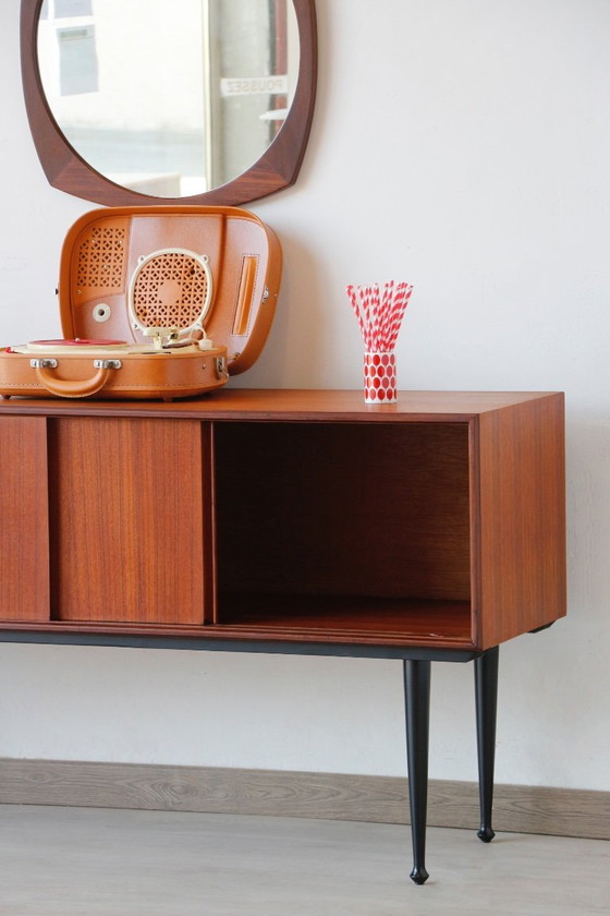 Image 1 of Mobiletto vintage in vinile con piano in teak (anni '60)