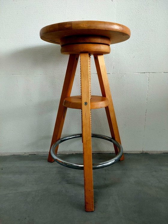 Image 1 of Vintage swivel stool/work stool piano stool potter's stool