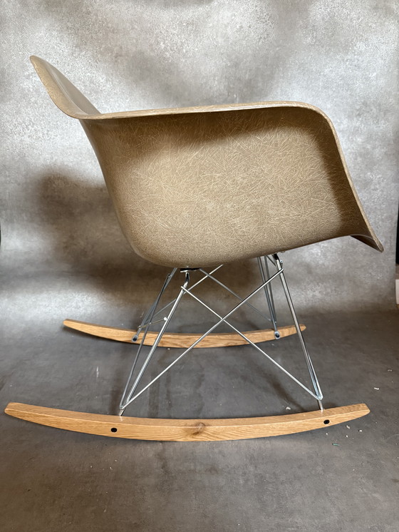 Image 1 of Schommelstoel Eames Herman Miller Vitra