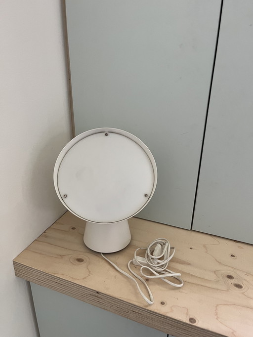 Ola Wilhborg tafellamp wit