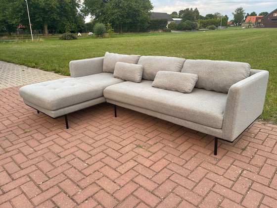 Image 1 of Sofá esquinero moderno de tela gris