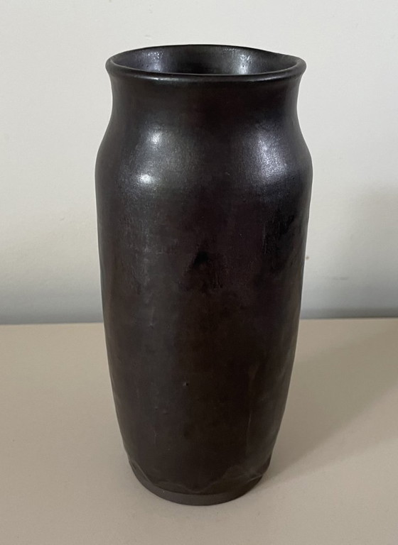 Image 1 of Vaso in terracotta Anthracite Studio