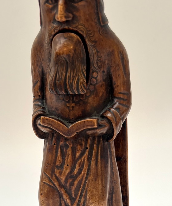 Image 1 of Handgeschnitzter Holz-Nussknacker in Form eines Mönchs – ca. 22 cm – frühes bis mittleres 20. Jahrhundert