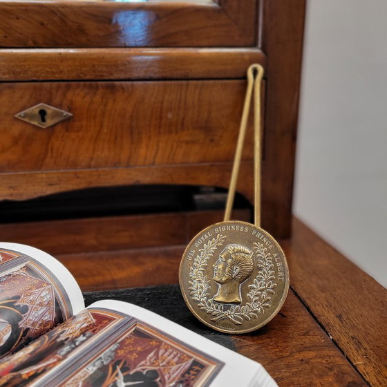 Image 1 of Coppia di grucce / appendiabiti "Prince Albert", bronzo, f. XIX sec. XIX - Inghilterra