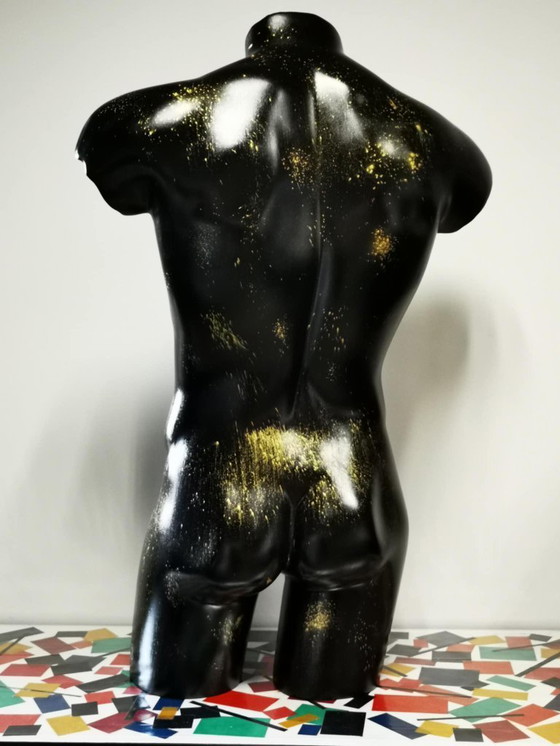 Image 1 of Chico de oro