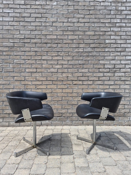 Artifort Geoffrey Harcourt 2 design armchairs F63 black