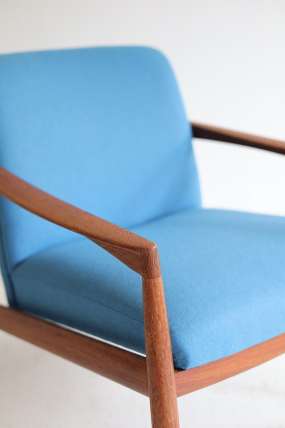 Image 1 of Fauteuil Deens jaren 60, Hergestoffeerd