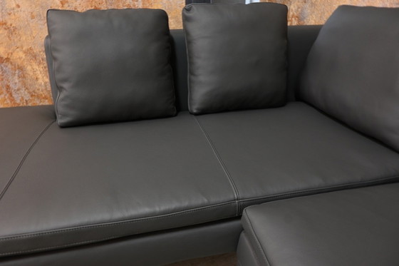 Image 1 of Refurbished grijze leren B&B Italia design hoekbank