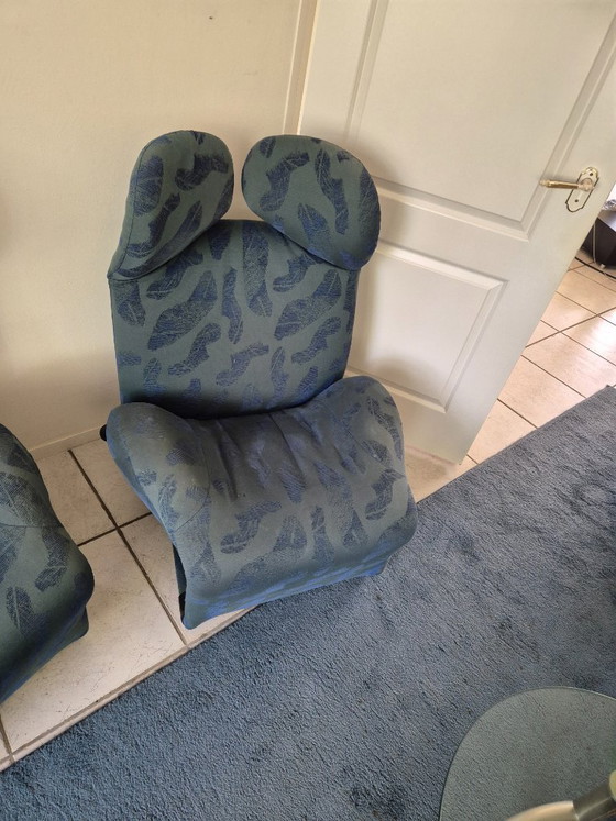 Image 1 of 2 x Cassina 111 Wink feuteuill