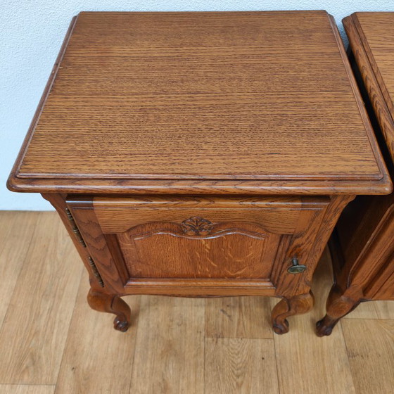 Image 1 of Set of wooden Vintage bedside tables, side tables in Queen Ann style
