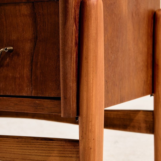 Image 1 of MK11132 Gerestaureerde dressoir van teak en eikenhout