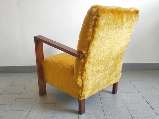 Image 1 of Vintage fauteuil uit de jaren 40, eikenhout en okerkleurig synthetisch bont, DLG Jean Royère, jaren 40