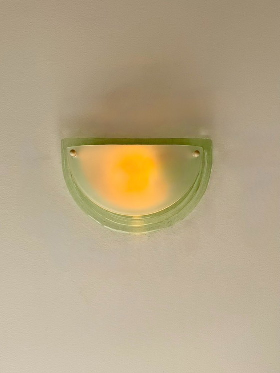 Pair of vintage wall lights in Murano glass and sandblasted glass, Italy, 1980. (photo 3 of 7)