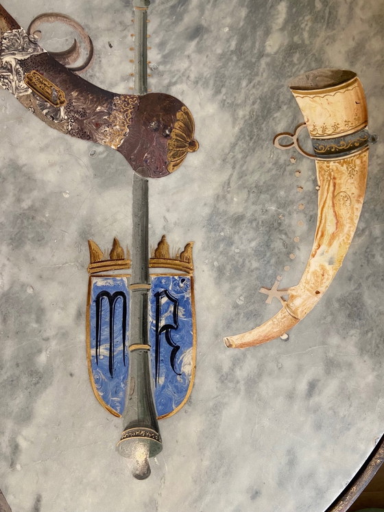 Image 1 of Marmo italiano dipinto con pistole e pugnali della NATO