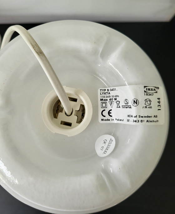 Image 1 of Lampada da tavolo vintage Ikea Lykta bianca.