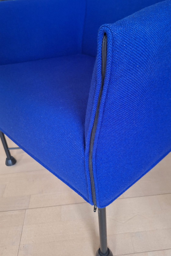 Image 1 of Montis Charly copre in modo sciolto.