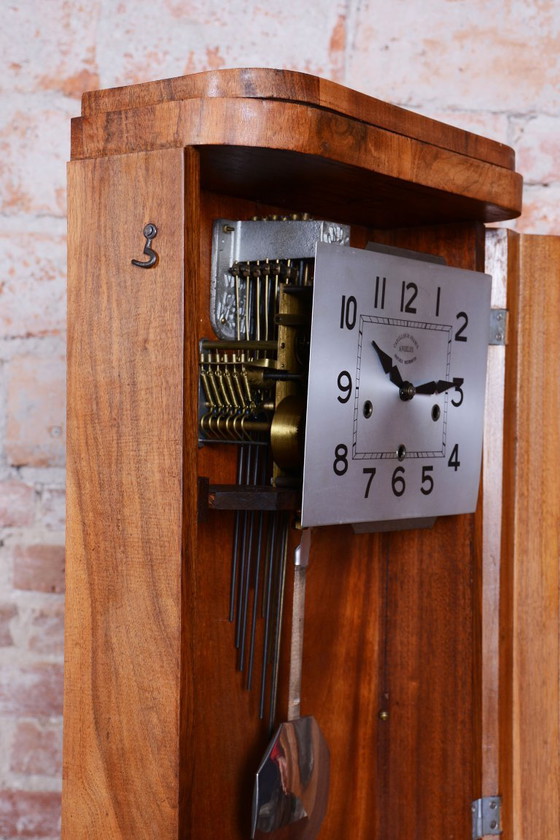 Originele art deco wandklok van ANGELUS, walnoothout, gerestaureerde Poolse afwerking, Frankrijk, jaren (photo 13 of 22)