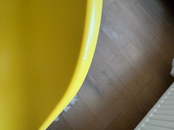 Hay About A Chair
AAC22 – Dining chairs, Plastic, Wood (photo 6 of 9)