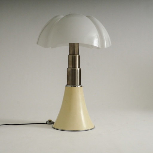 Lámpara de mesa Pipistrello vintage grande de Gae Aulenti para Martinelli Luce – vloerlampen, Metal