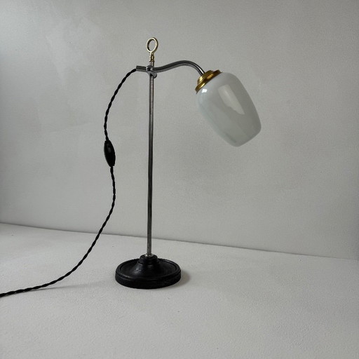 VINTAGE OPALINE RISE AND FALL LAMP