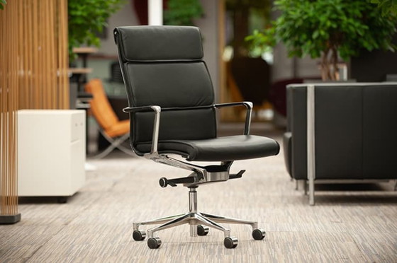 Image 1 of Icf Una Chair Executive Directiestoel