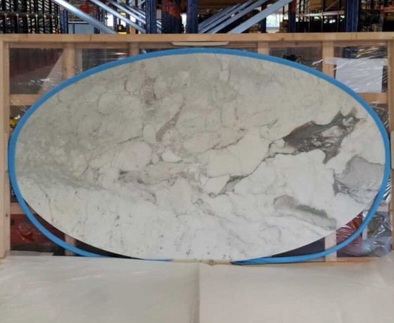 Image 1 of KNOLL Eero Saarinen Tavolo ovale 'TULIP' a Calacatta (2m44)