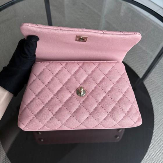 Image 1 of Chanel Coco Handle Small - Collection Caviar matelassé rose et or