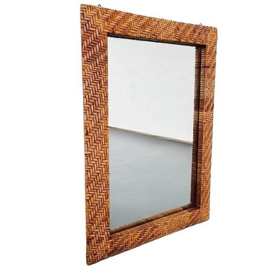 Image 1 of Specchio vintage di metà secolo in rattan e vimini anni '70