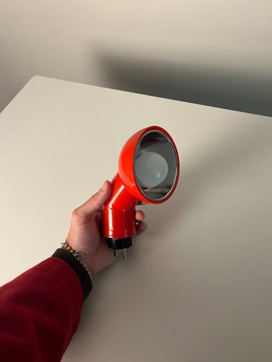 Image 1 of Zeldzame volledig rode vintage stekkerlamp uit 1980