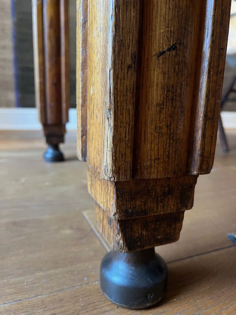 Image 1 of Table de salle à manger en chêne "Arts Crafts" (1850-1920)