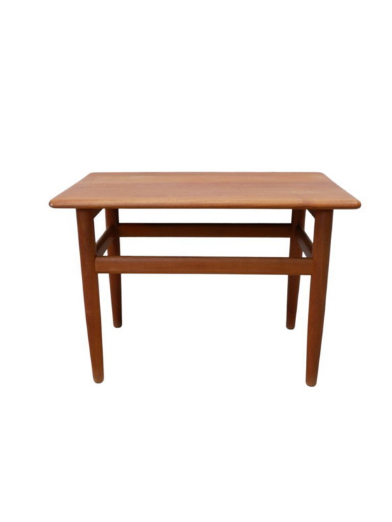 Image 1 of Mesita auxiliar danesa de Niels Bach