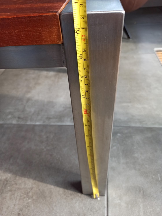 Image 1 of Mooie hout/metalen salontafel