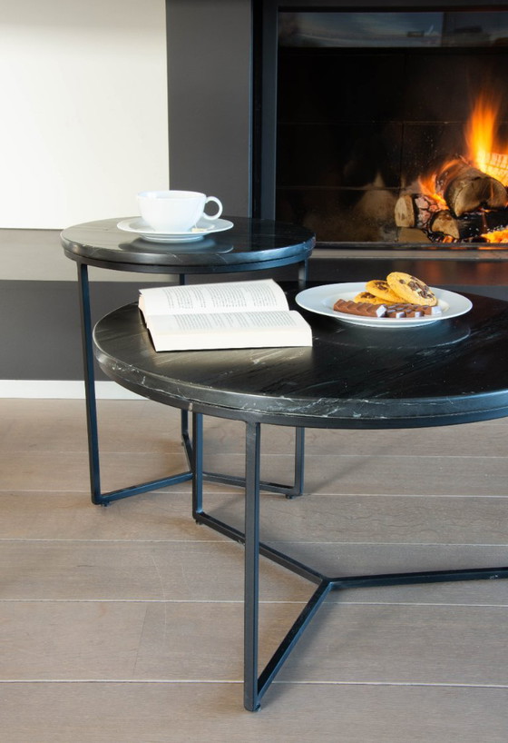 Image 1 of Bijzettafel marmer zwart d60