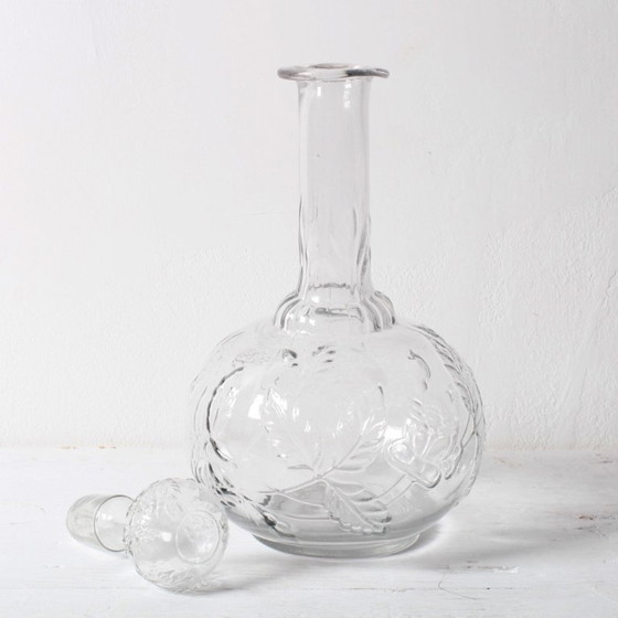 Vintage glazen karaf / Wijnkaraf met rozenpatroon / Empoli / Italië / jaren 1950 – Tafelaccessoires, Glass (photo 4 of 14)