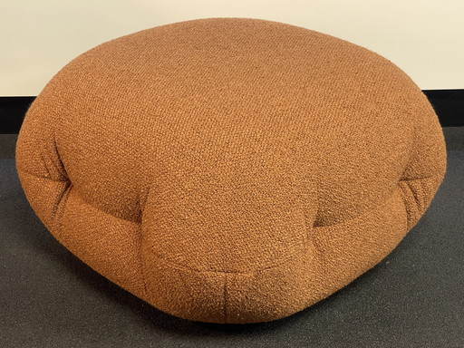 Leolux Pode Unda footstool/ side chair