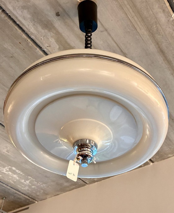 Suspension lumineuse Vintage ronde blanche et chrome – Metal, Plastic (photo 4 of 7)