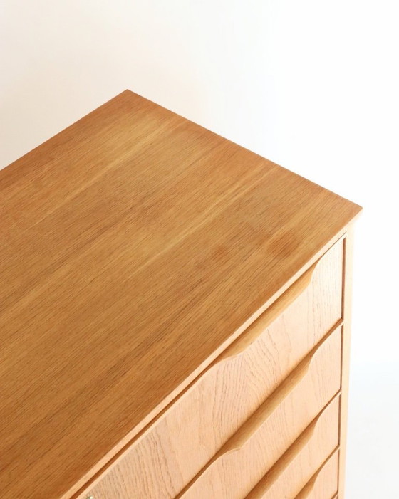 Image 1 of Vintage eiken ladekast Deens design tallboy xl