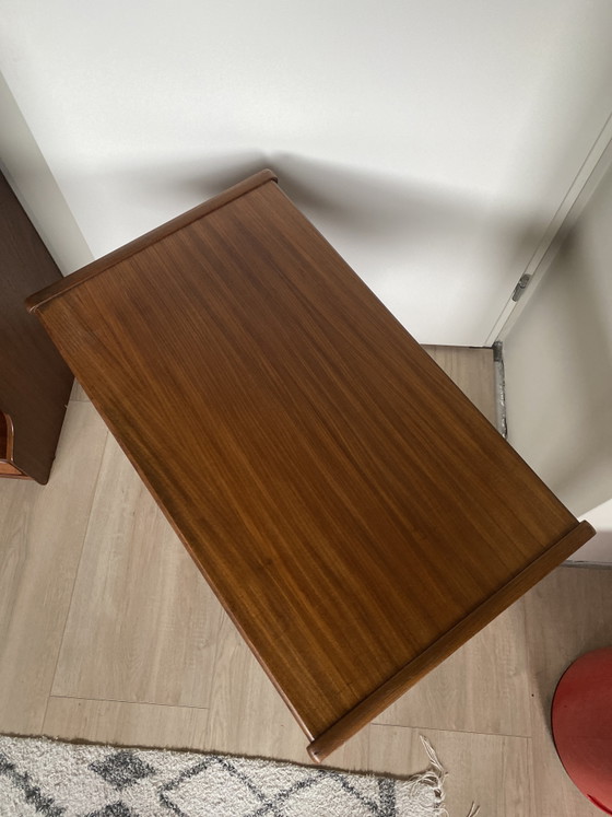 Louis Van Teeffelen Zigzag Sidetable – Side tables, Wood (photo 5 of 6)