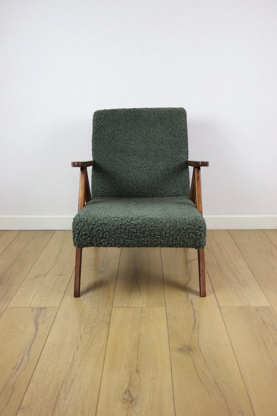 Image 1 of Poltrona vintage B-310 VAR verde oliva bouclé agnello strutturale