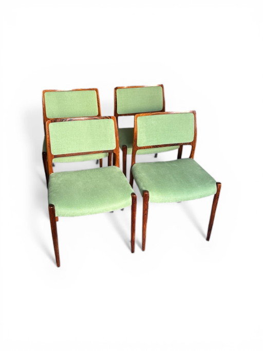 4 sedie di Niels Otto Moller