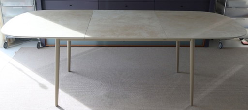 BoConcept: Kingston uitschuifbare eetkamertafel  van 160cm / 230 cm in Keramiek