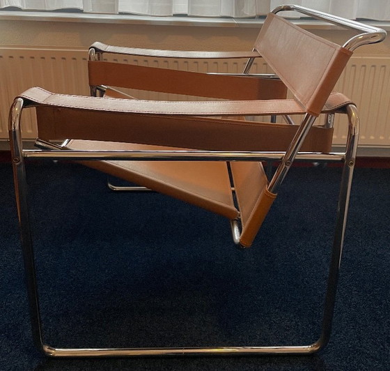 Image 1 of Wassily chair van Marcel Breuer