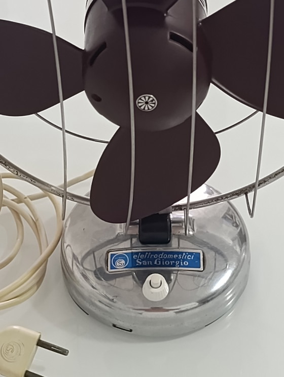 Vintage "San Giorgio La Spezia" Bakelite and Chrome Steel Table Fan – 1960s – Decorative Objects, Metal (photo 2 of 14)