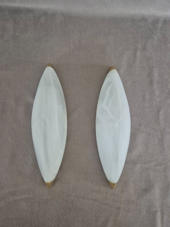 Image 1 of Coppia di lampade da parete vintage Näve Leuchten (1998) - Vetro smerigliato, dettagli in ottone, modello 1431