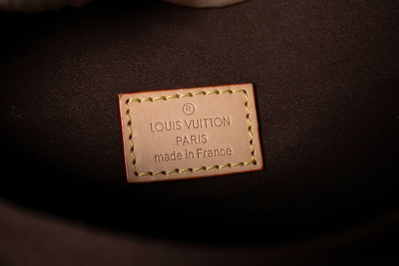 Image 1 of Louis Vuitton, Pochette métis en toile monogram