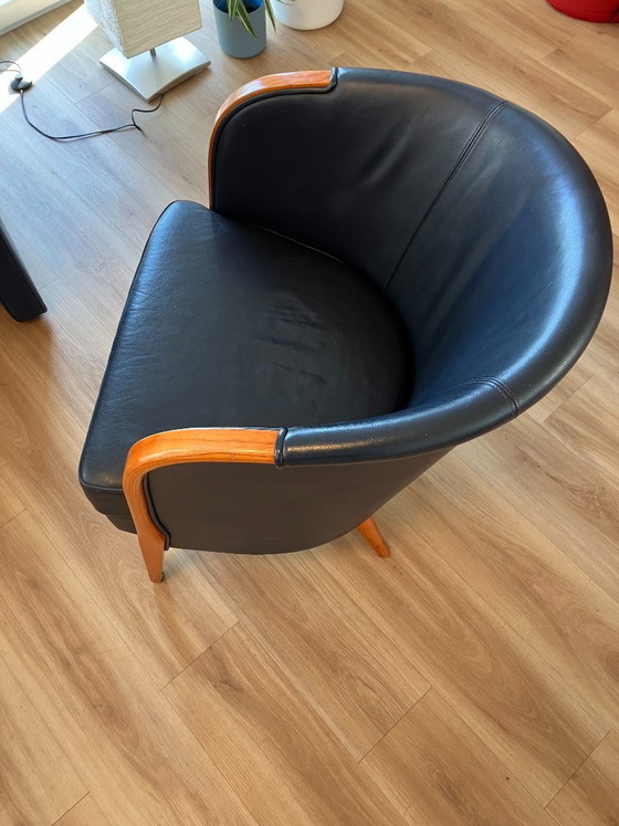 Divano Touché e due poltrone a secchiello – Divani, Leather, Wood (photo 9 of 12)