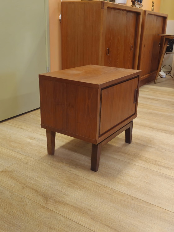 Image 1 of Vintage Teakhouten Nachtkastje Jaren '60/'70 Kastje
