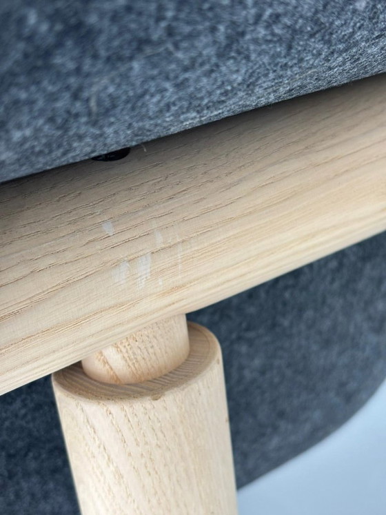 Image 1 of De Vorm POD Privacy chair 